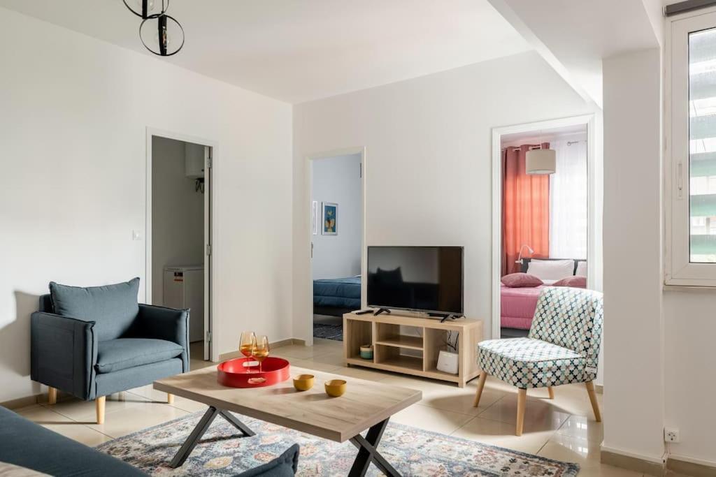 Brand New Bright Modern 6Bdr Apt-1Min To Acropolis Atenas Exterior foto